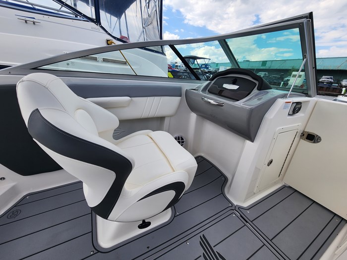 2022 Chaparral 21 SSI Sport Photo 15 sur 19