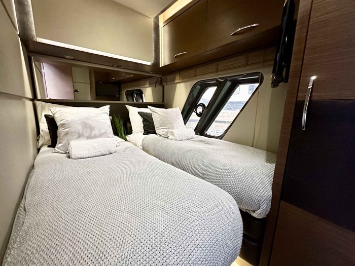 2015 Sea Ray L650 Photo 57 sur 70