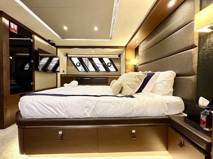 2015 Sea Ray L650 Photo 47 sur 70