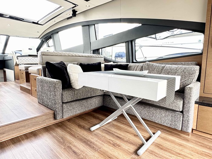 2015 Sea Ray L650 Photo 14 sur 70