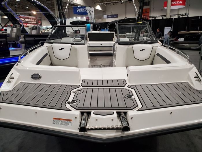 2023 Starcraft Marine SVX 210 With Mercruiser 4.5L 250HP Photo 15 of 20