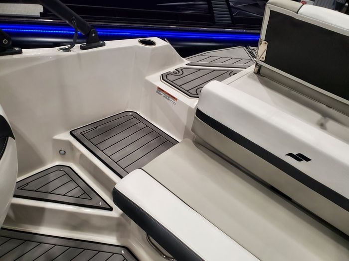 2023 Starcraft Marine SVX 210 With Mercruiser 4.5L 250HP Photo 19 of 20