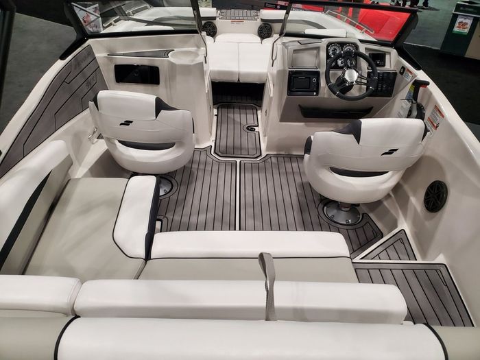 2023 Starcraft Marine SVX 210 With Mercruiser 4.5L 250HP Photo 8 of 20