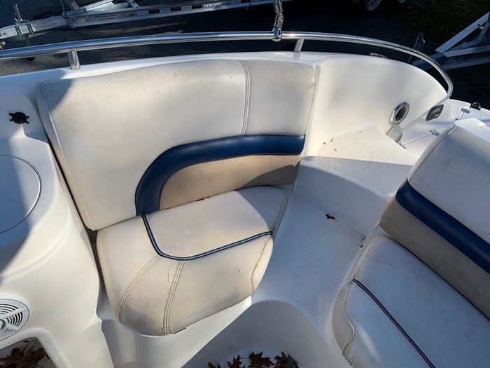 2006 Hurricane 25' DC Photo 27 sur 31