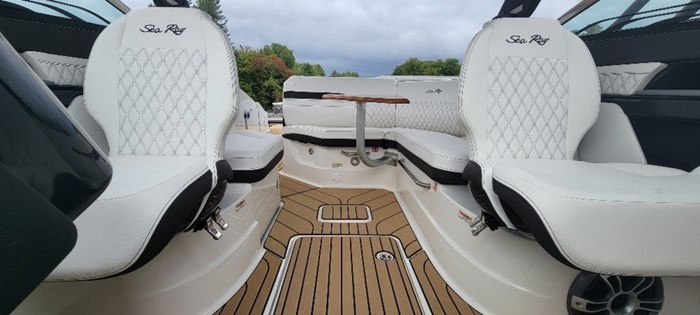 2025 Sea Ray 260 SLX Photo 28 sur 33