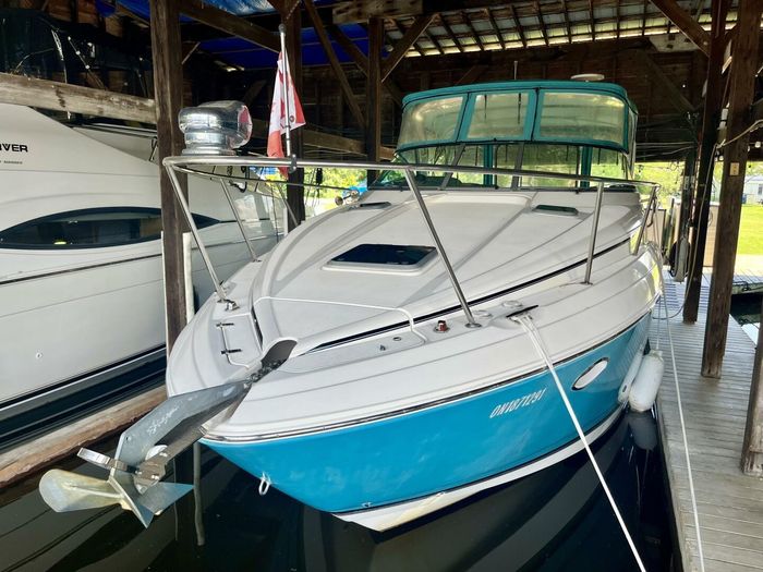 Rinker 330 Express 2008 Used Boat for Sale in Innisfil, Ontario ...