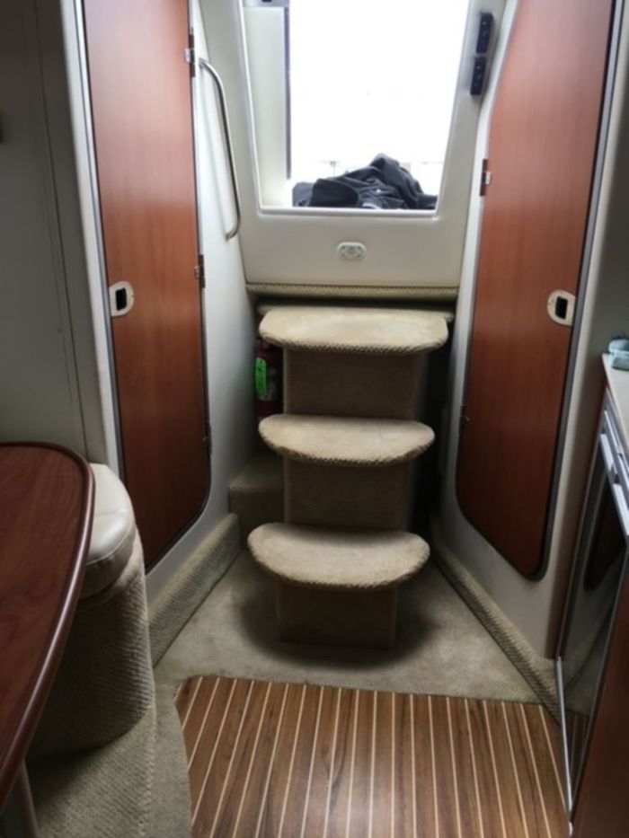 2010 Bayliner 335 SB Photo 17 sur 20