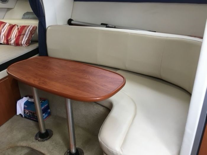 2010 Bayliner 335 SB Photo 14 sur 20