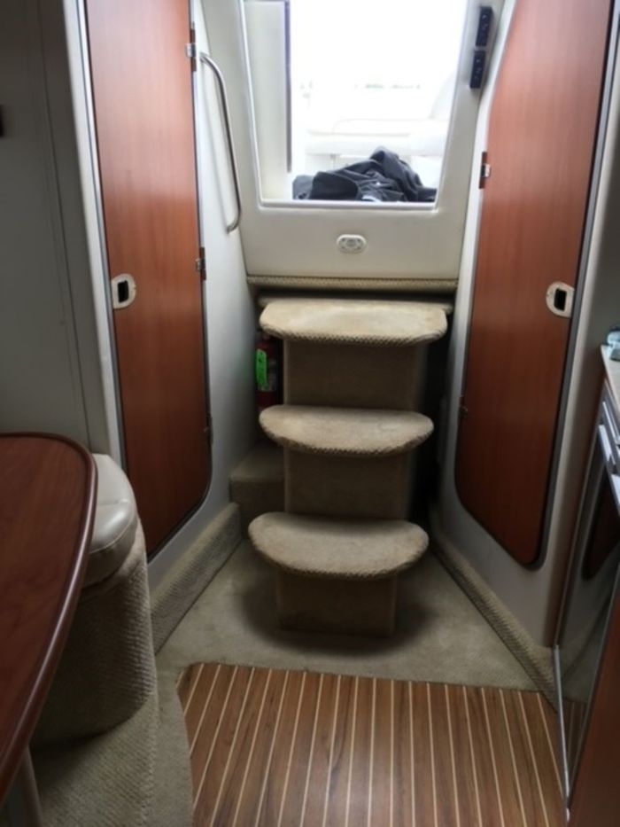 2010 Bayliner 335 SB Photo 18 sur 20