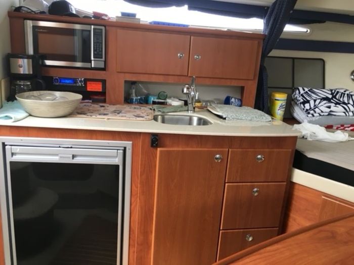 2010 Bayliner 335 SB Photo 15 sur 20