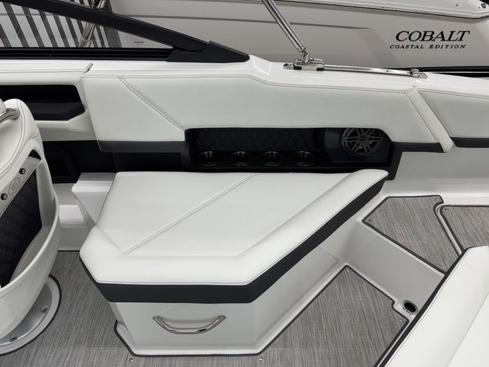 2025 Cobalt R4 Photo 28 sur 40