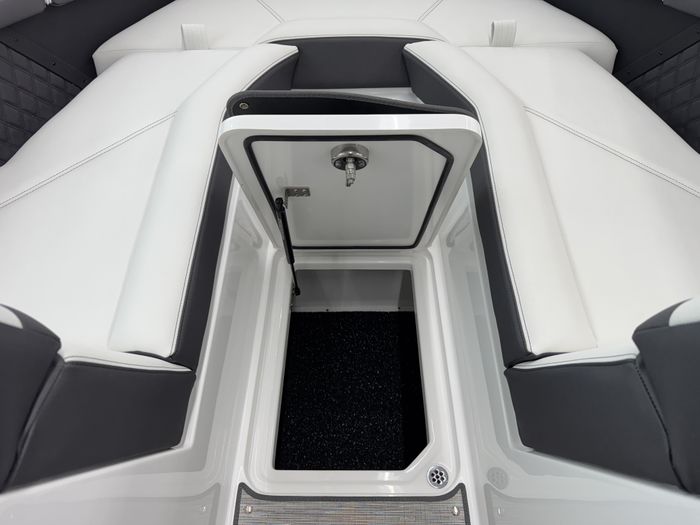 2025 Cobalt R4 Photo 15 sur 40