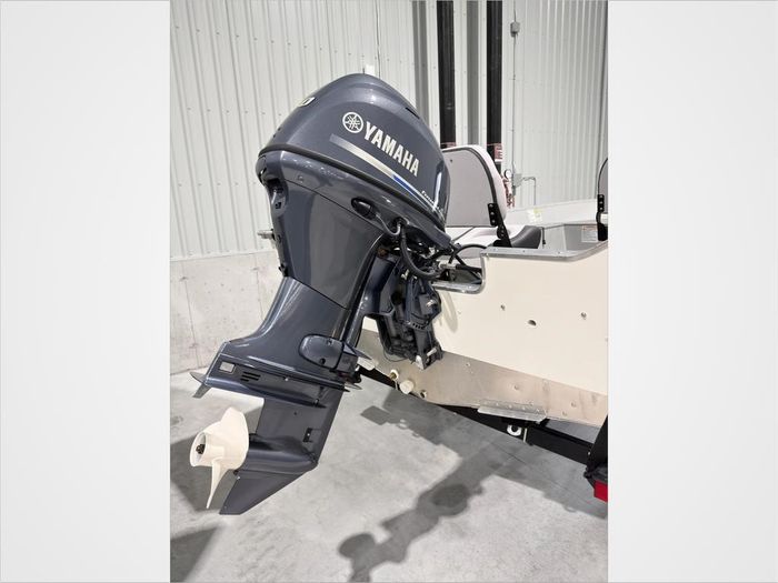 2023 Smoker Craft Angler / Patriot 16 SC Photo 13 of 16