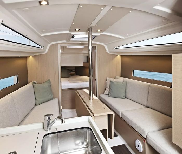 2024 Beneteau 30.1 Photo 11 of 11
