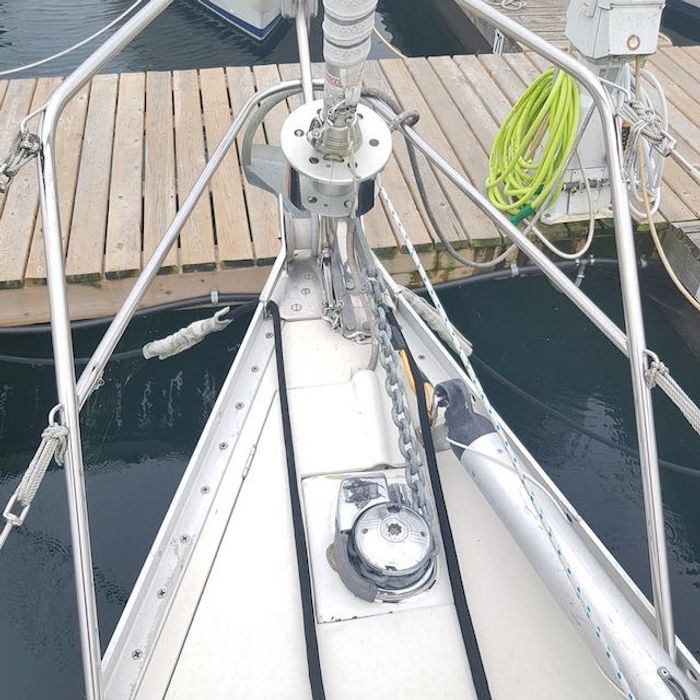 1982 CS Yachts CS 36 Traditional Photo 5 of 32