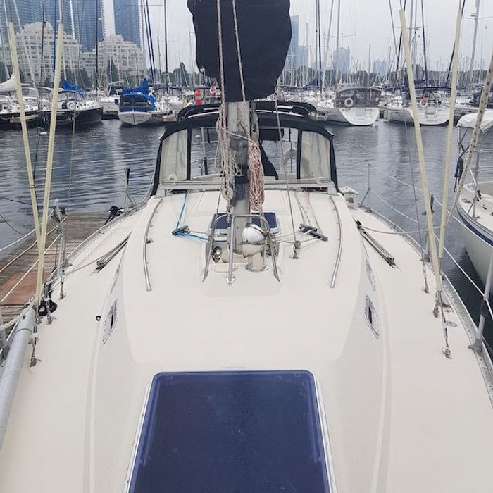 1982 CS Yachts CS 36 Traditional Photo 9 of 32