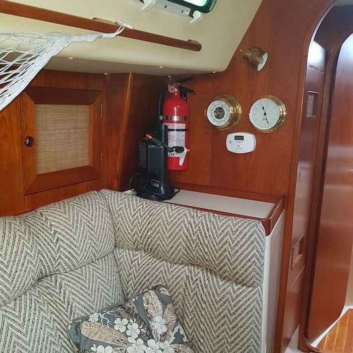 1982 CS Yachts CS 36 Traditional Photo 26 of 32