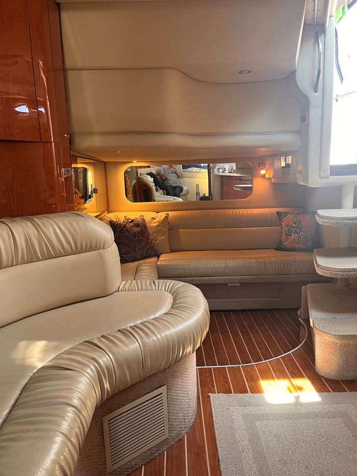 2000 Sea Ray 380 Sundancer M/C Photo 32 of 41