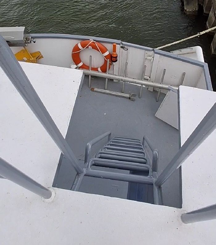 1972 52' x 16' Twin Screw Hike Built Steel Cruiser/Trawler Photo 8 of 23