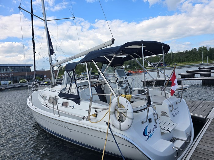 2007 Hunter 33 Photo 3 sur 27