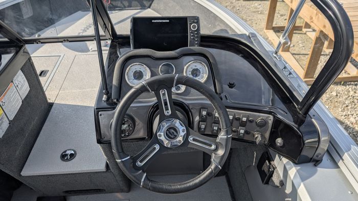 2024 Smoker Craft Pro Angler 182 XL Blue Yamaha F150 Photo 27 sur 39