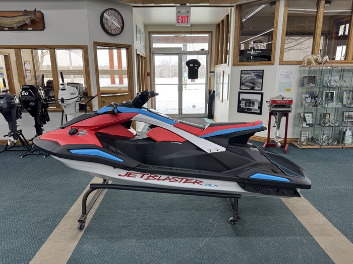 2025 Yamaha WaveRunner® JetBlaster® DLX 3-Up Photo 1 of 21