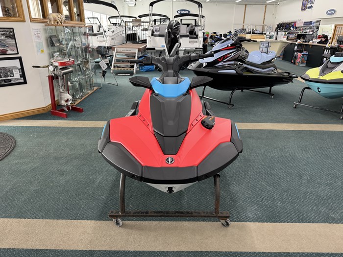 2025 Yamaha WaveRunner® JetBlaster® DLX 3-Up Photo 2 of 21
