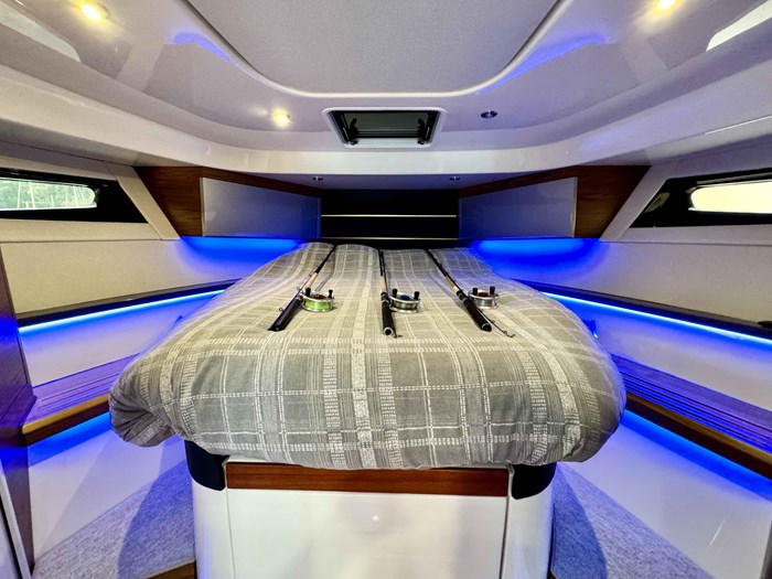 2022 Boston Whaler 405 Conquest Photo 36 sur 42