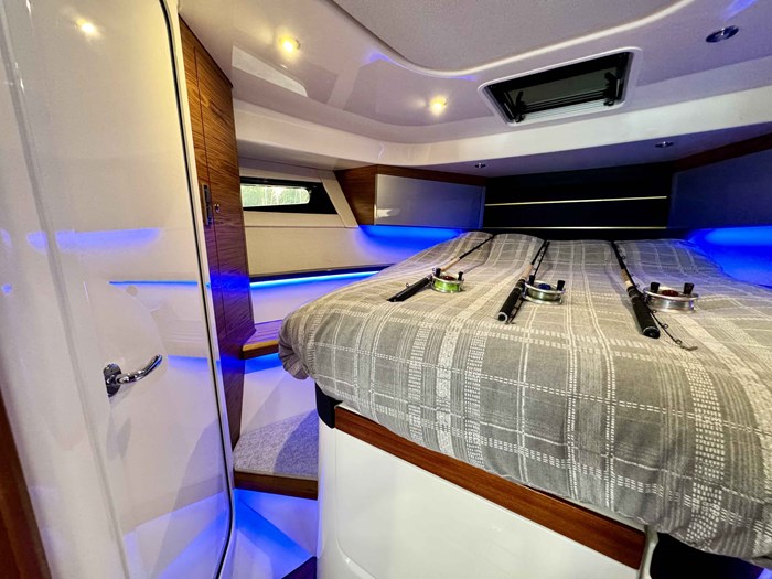 2022 Boston Whaler 405 Conquest Photo 38 sur 42