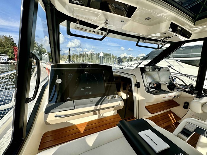 2022 Boston Whaler 405 Conquest Photo 24 sur 42