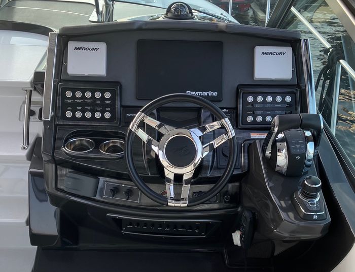 2019 Monterey 335SY Photo 10 sur 12