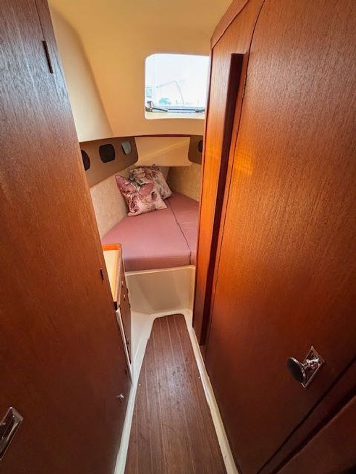 CS Yachts CS 30 - 1986 1986 Used Boat for Sale in Wiarton, Ontario ...