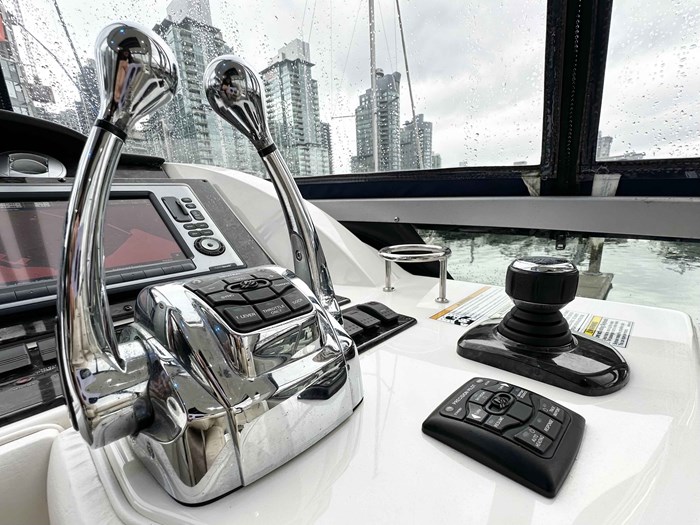 2012 Sea Ray 450 Sedan Bridge Photo 42 sur 52