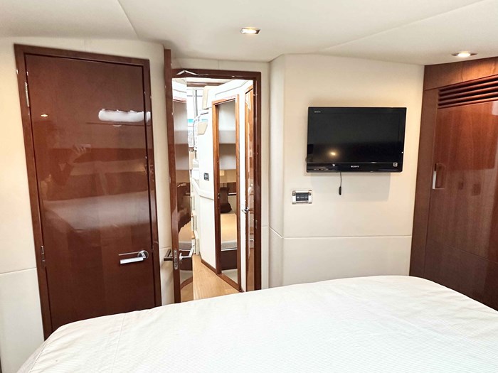 2012 Sea Ray 450 Sedan Bridge Photo 24 sur 52