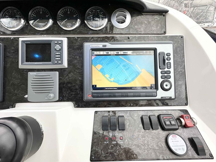 2012 Sea Ray 450 Sedan Bridge Photo 44 sur 52