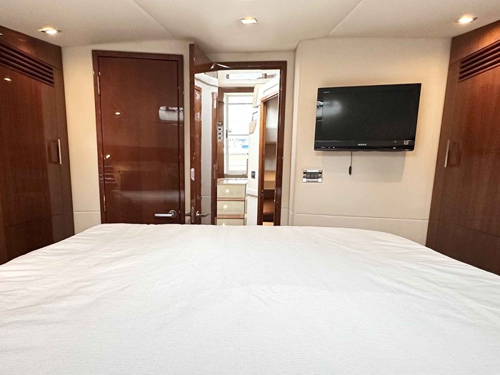 2012 Sea Ray 450 Sedan Bridge Photo 25 sur 52