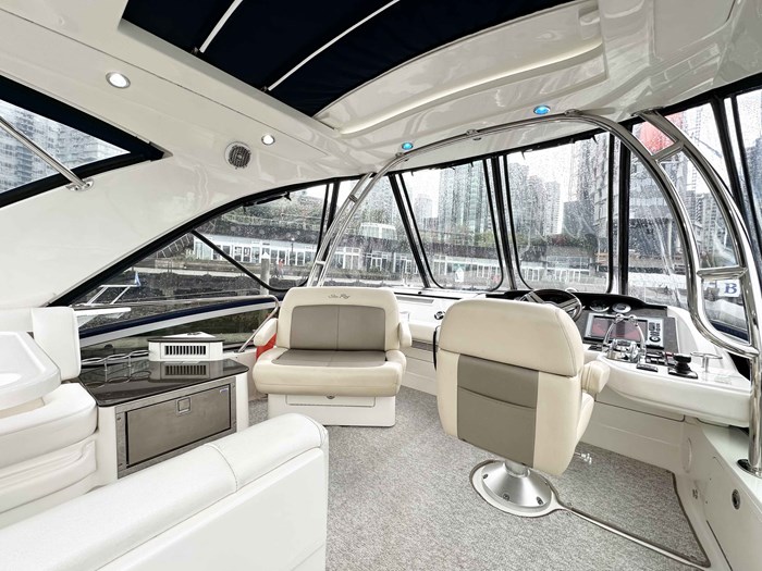 2012 Sea Ray 450 Sedan Bridge Photo 46 sur 52