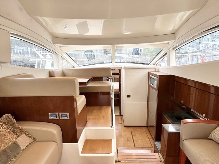 2012 Sea Ray 450 Sedan Bridge Photo 16 sur 52