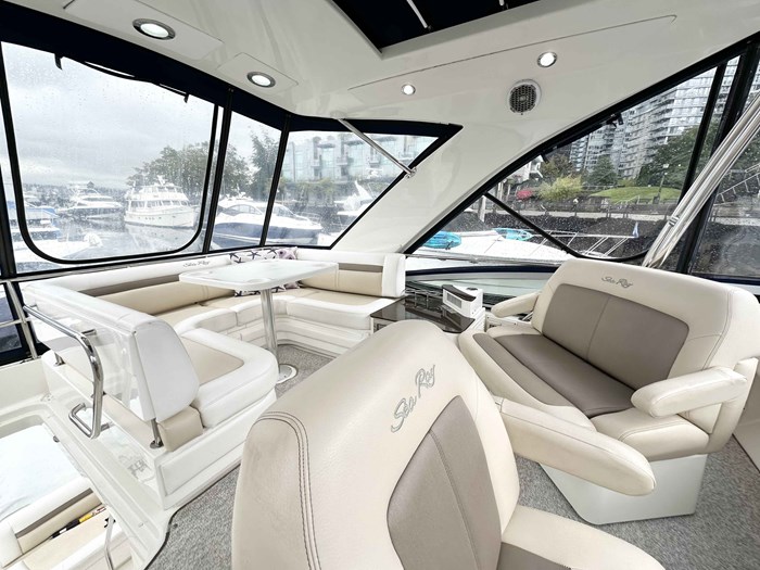 2012 Sea Ray 450 Sedan Bridge Photo 47 sur 52