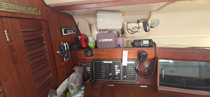 1983 Hunter 34 Photo 15 sur 48