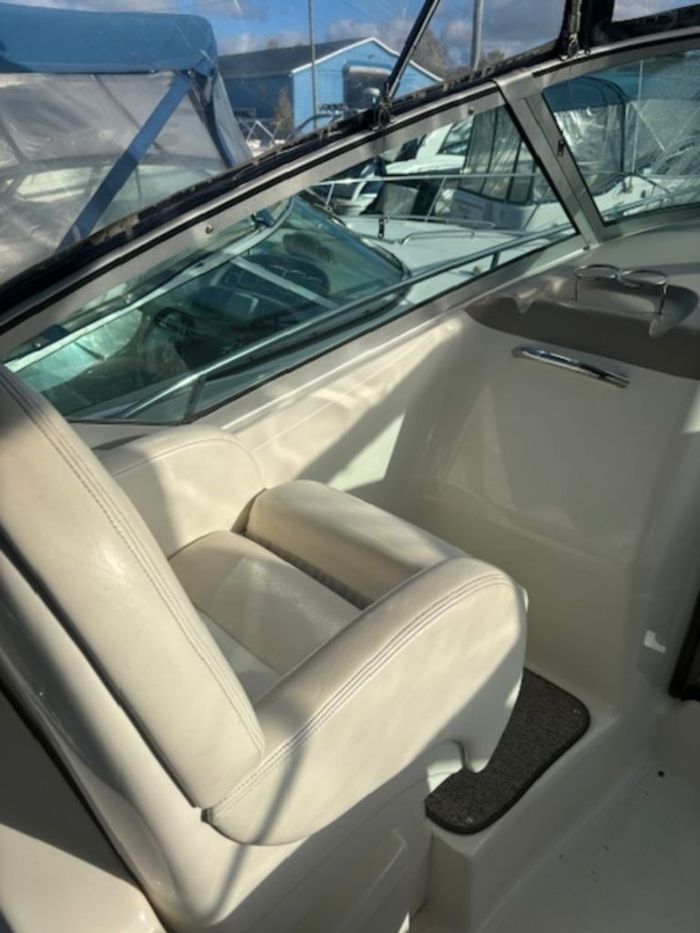 2003 Sea Ray 340 Sundancer Photo 12 sur 22