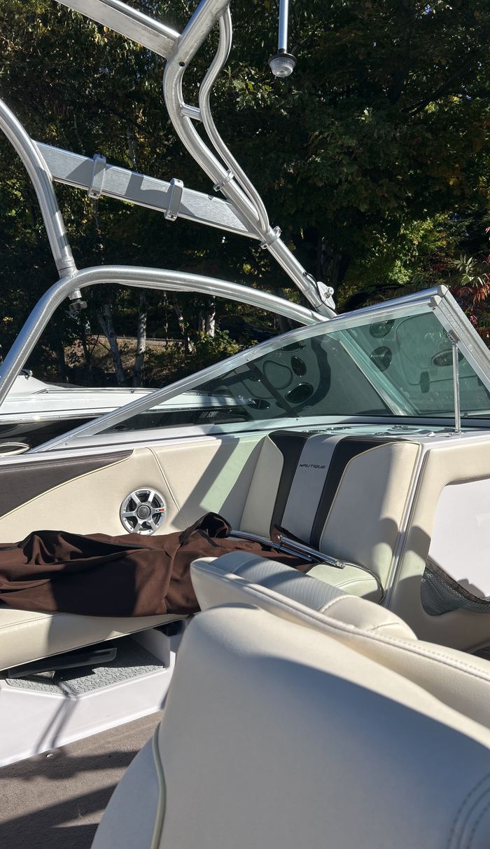 2008 Nautique SUPER AIR 210 Photo 7 sur 8