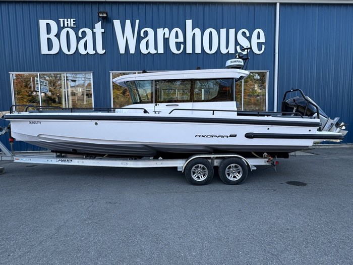 2024 Axopar 28 Cabin NO LUX TAX Photo 1 sur 30