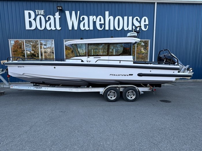 2024 Axopar 28 Cabin NO LUX TAX Photo 3 sur 30
