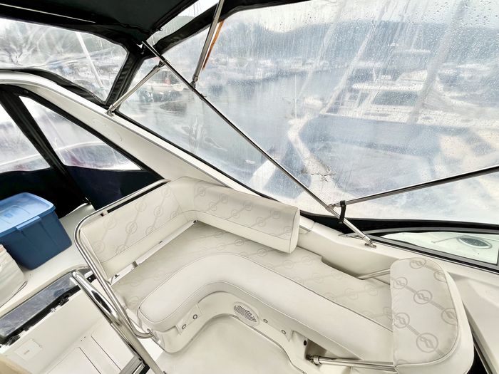 1999 Bayliner 3388 Motor Yacht Photo 8 of 45