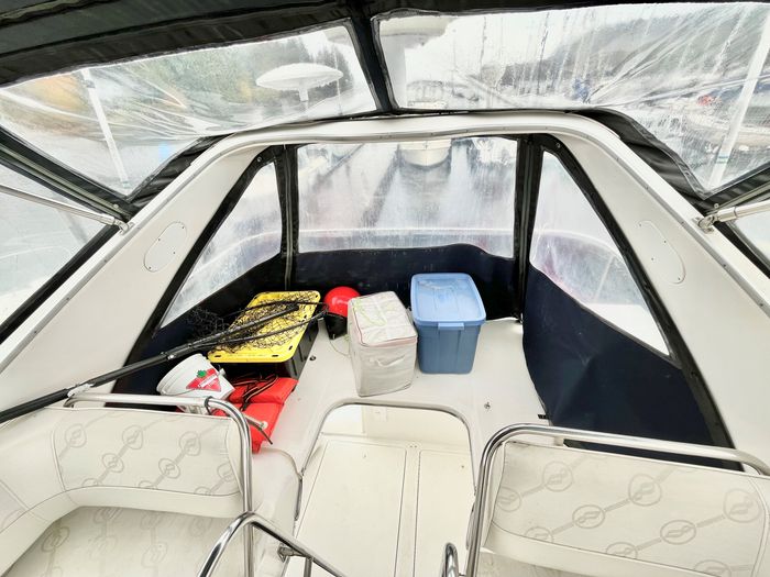 1999 Bayliner 3388 Motor Yacht Photo 13 of 45