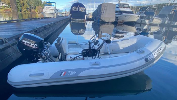 1999 Bayliner 3388 Motor Yacht Photo 6 of 45