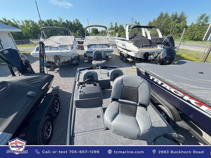2025 Tracker Bass Tracker Classic XL Photo 9 sur 16