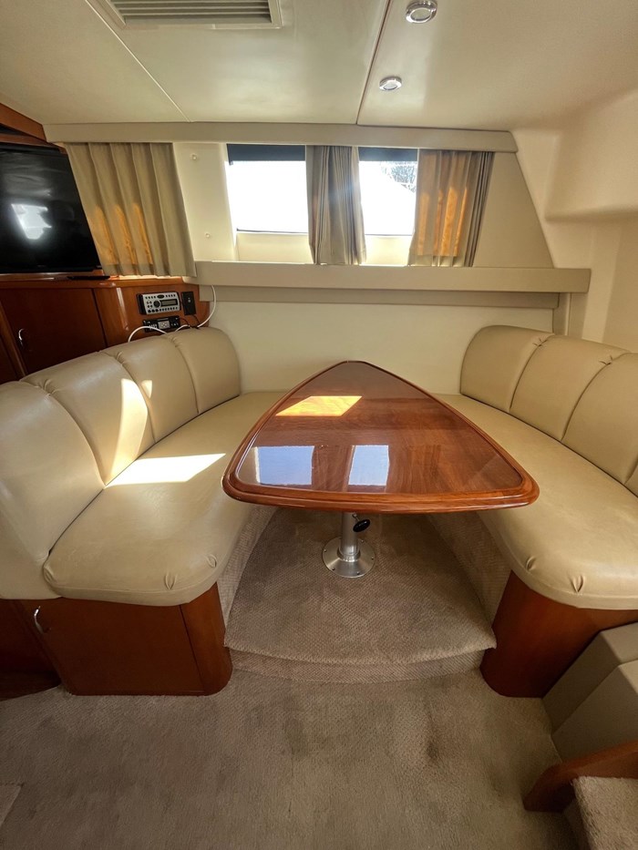 2006 Carver 36 Mariner Photo 22 sur 32