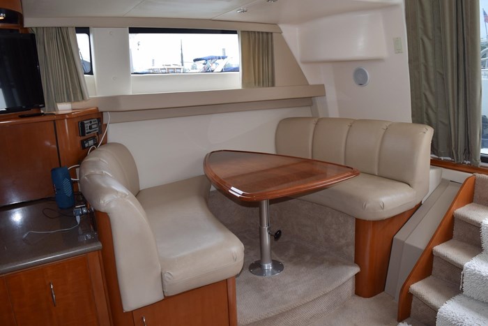 2006 Carver 36 Mariner Photo 21 sur 32